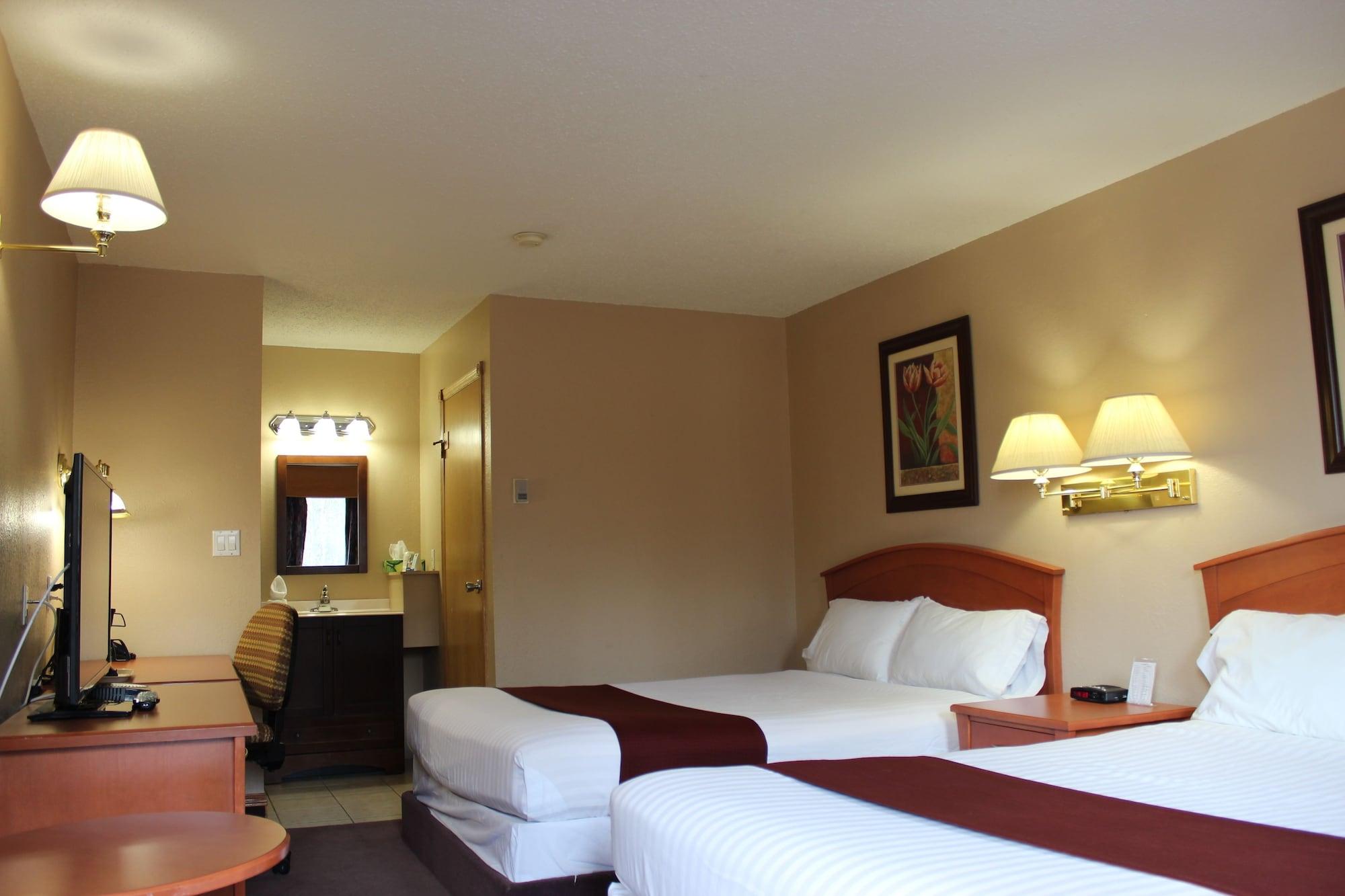 Howard Johnson By Wyndham Red Deer Penhold Exterior foto